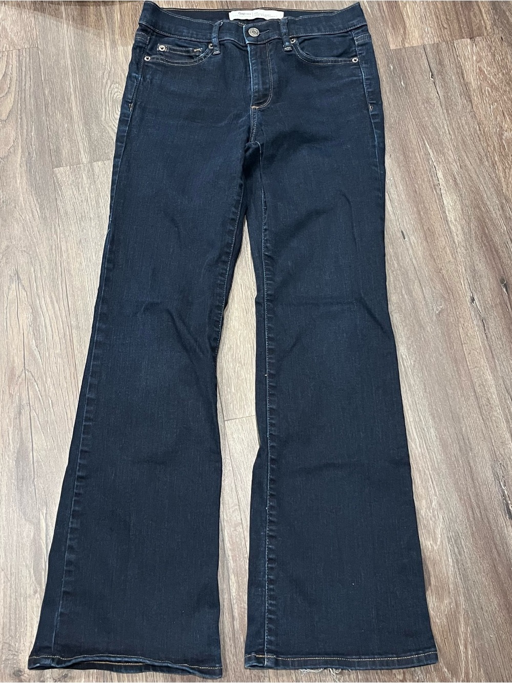 Gap Mid Rise Perfect Bootcut Jeans (petite)